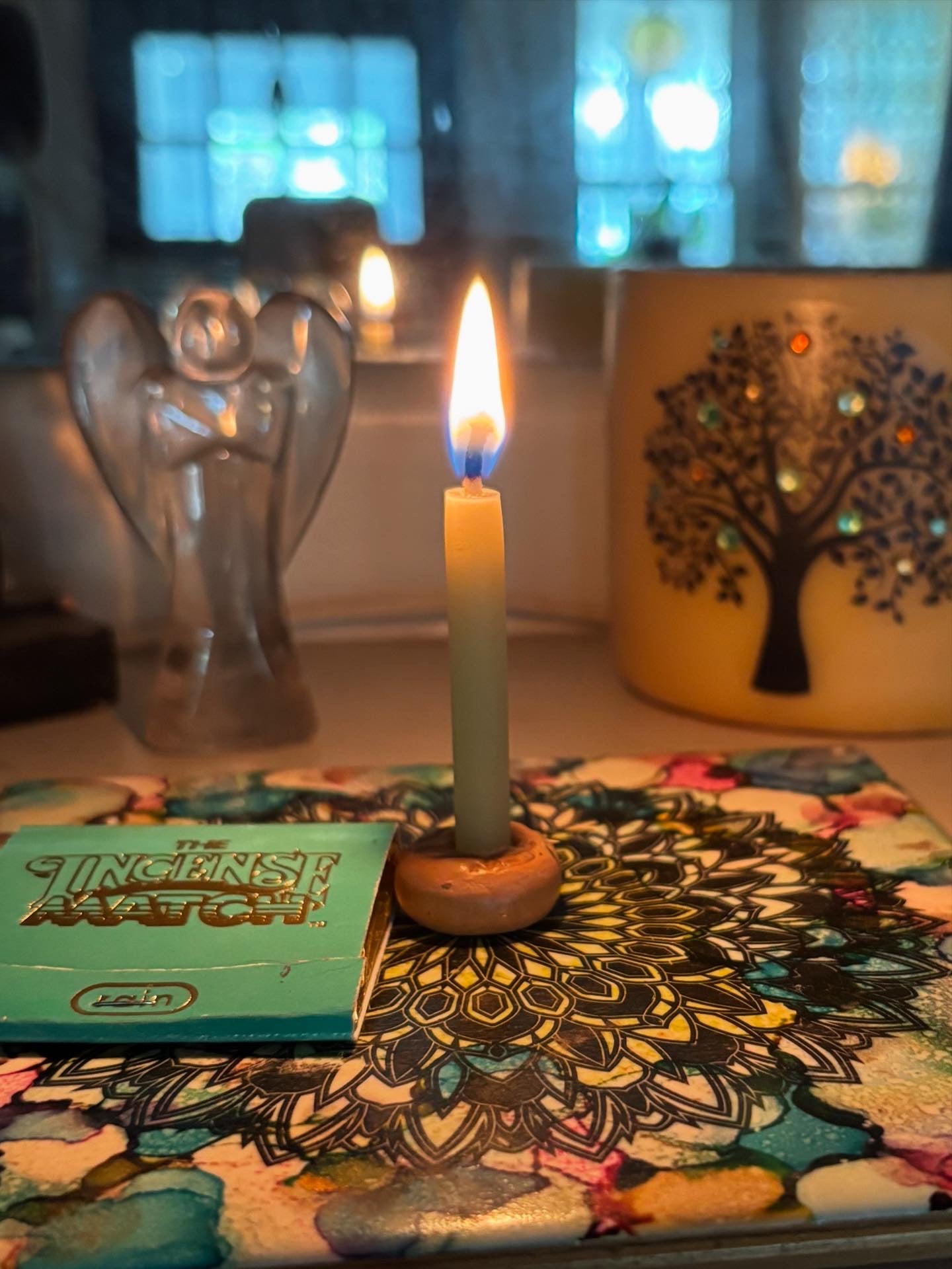 2025!!! 100% Pure Beeswax Candles- 20 Minute Meditation-25 Candle Set