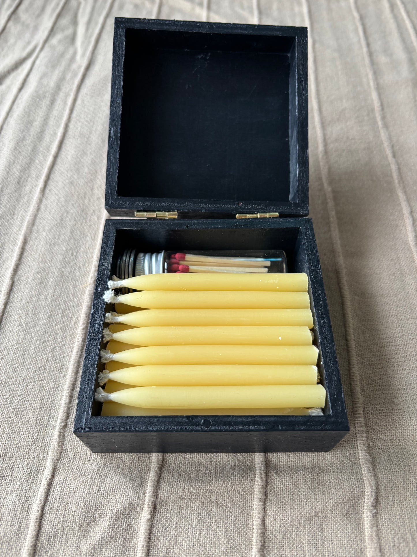 Handpainted Mandala Wooden Box Set 100% Pure Beeswax Candles 30 Minute 30 Candles