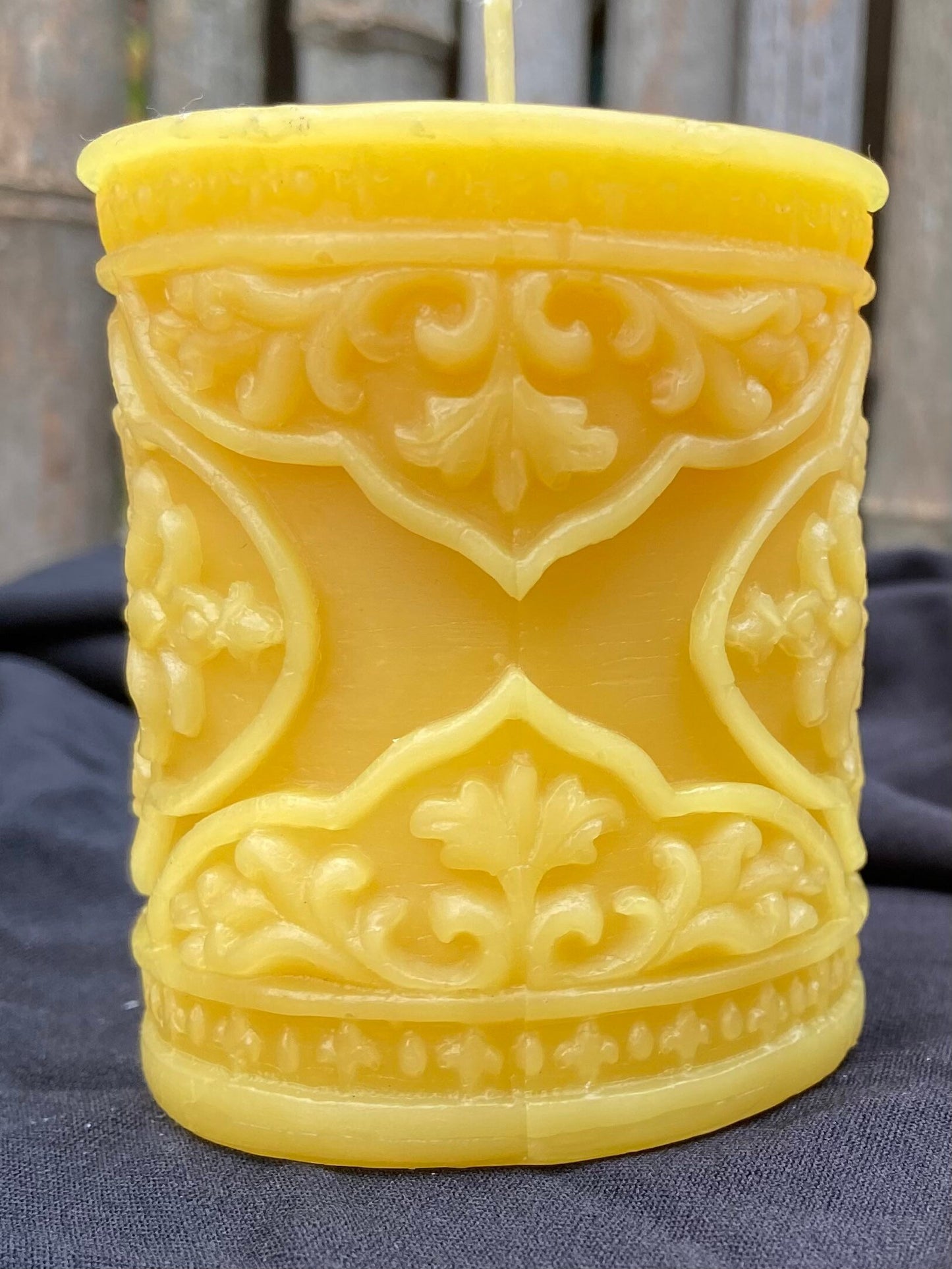 100% PURE Beeswax Pillar-Candle-Pretty Pillar-Beeswax Candle