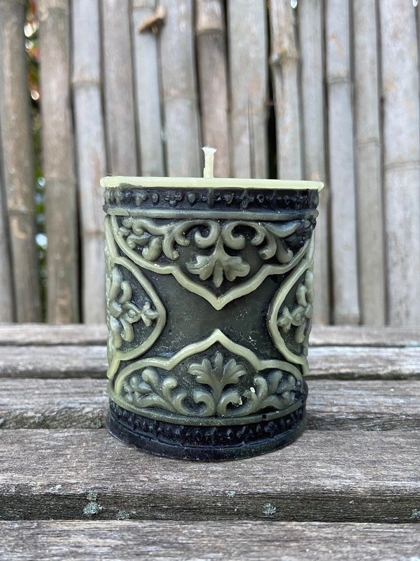 100% PURE Beeswax Pillar-Candle-Pretty Pillar-Beeswax Candle-Black Beeswax