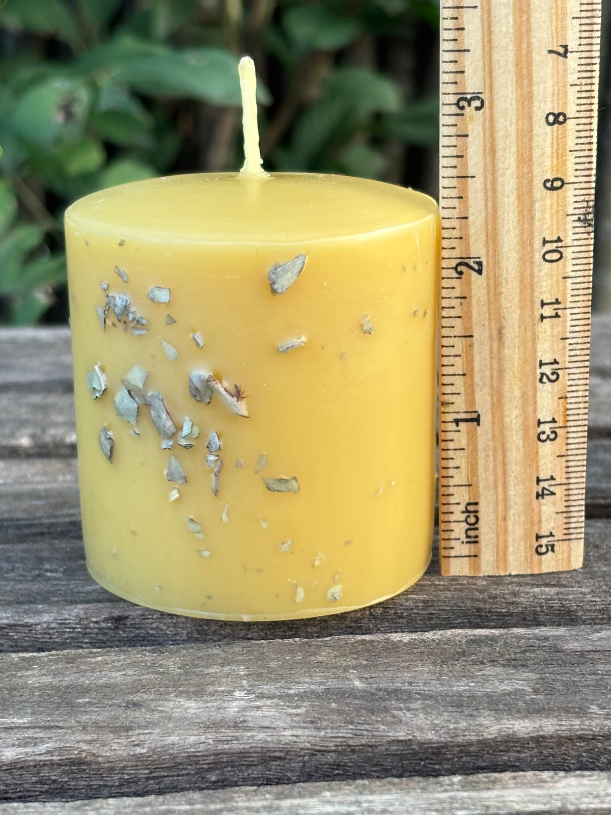 100% Pure Beeswax Candle Sage & Palo Santo