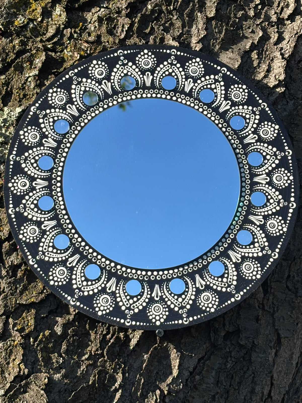 Hand-Painted Mandala Mirror — Moonlit Lace