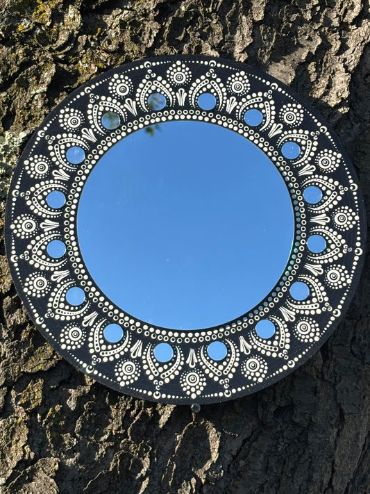 Hand-Painted Mandala Mirror — Moonlit Lace